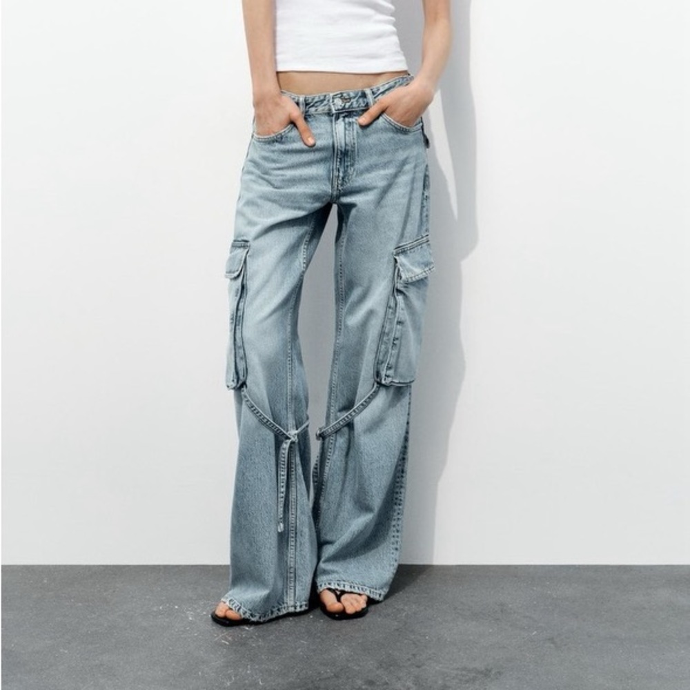 Zara mid rise cargo jeans